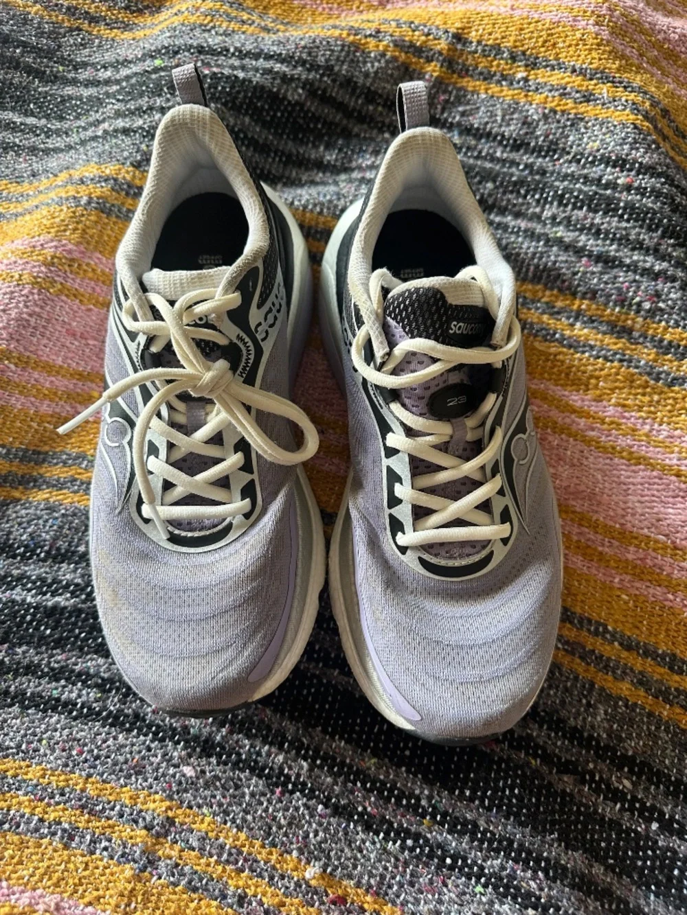 Saucony Omni 23 Road Running Shoes